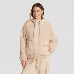 Women's Contrast High Pile 1/2 Zip Jacket - JoyLab Small Cream